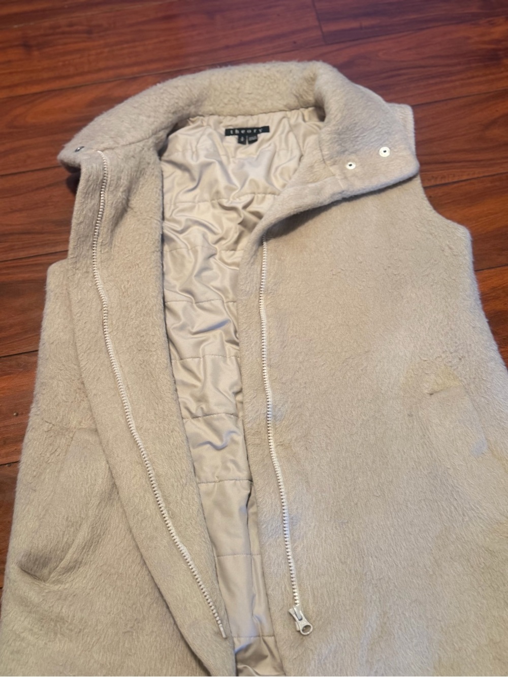 Theory Cream Sleeveless Fleece Vest - Picture 6 of 7